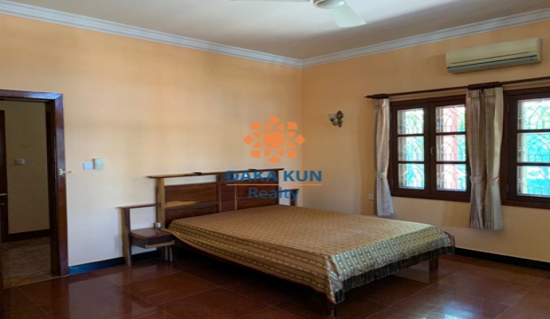 6 Bedrooms Villa for Sale in Siem Reap-Kork Chok